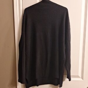 WoMen's Black Sweater Long